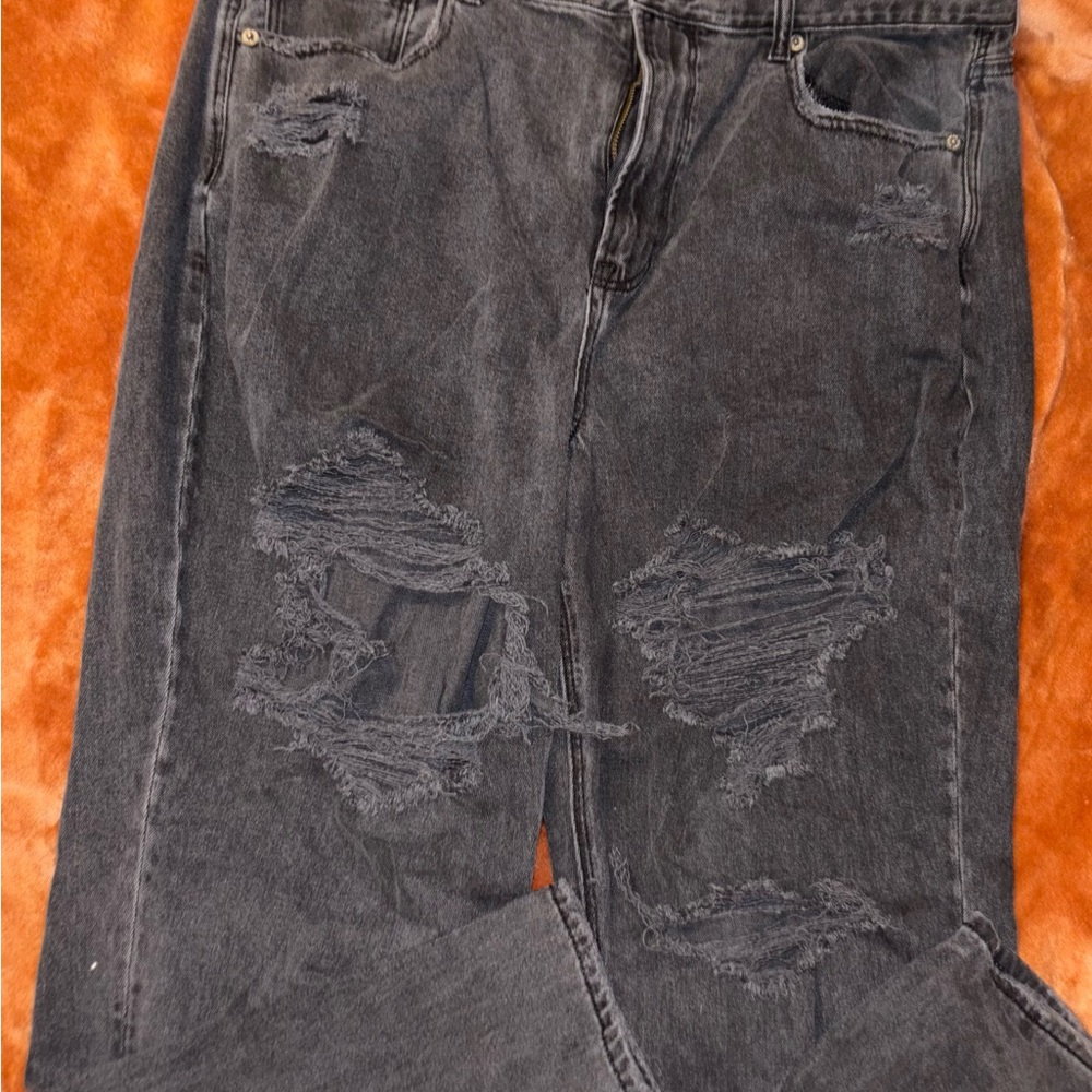 American Eagle Outfitters Black Relaxed Jeans for Effortless Style